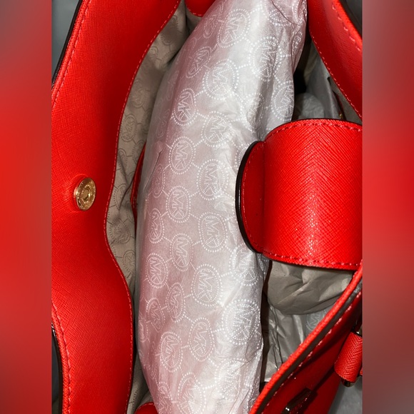 MICHAEL KORS HAMILTON MANDARIN RED SAFFIANO LEATHER GOLD EW SATCHEL BAG - Picture 9 of 9